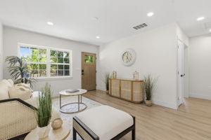Interiors (4)
