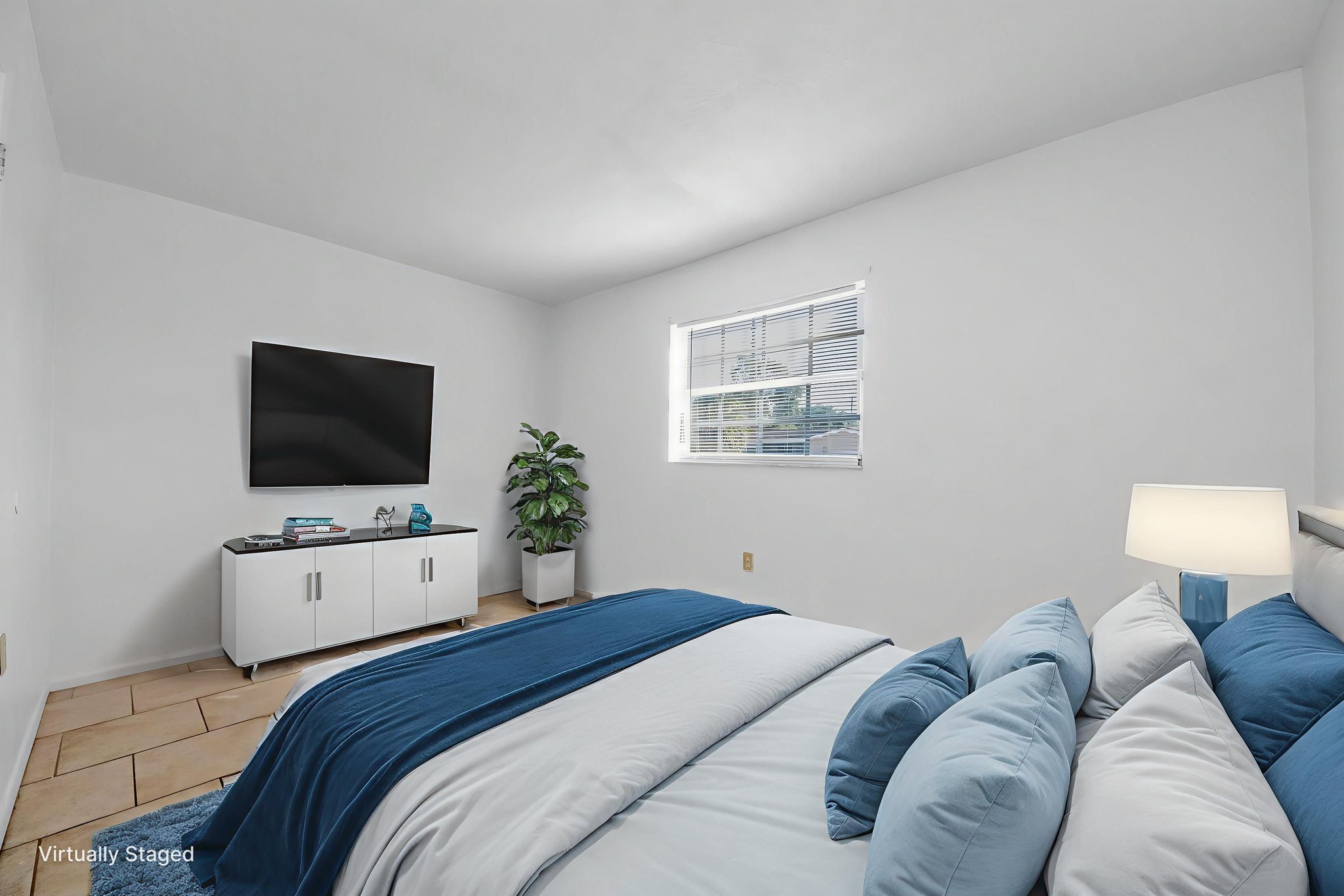Bedroom 1a virtually staged.jpeg