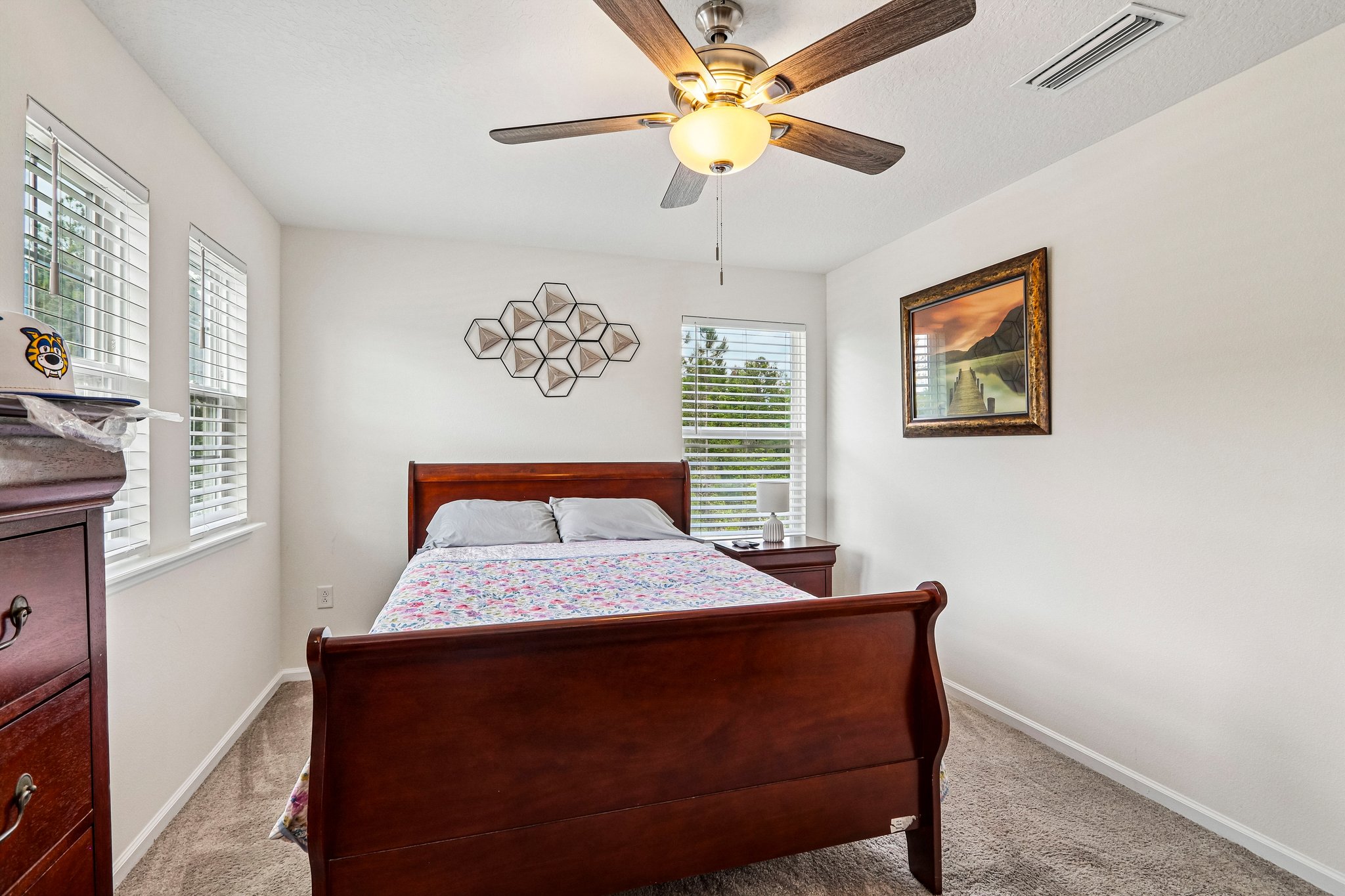 Guild Wy-S1205-038.jpg