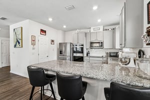 Guild Wy-S1205-016.jpg