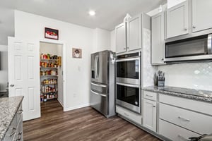 Guild Wy-S1205-018.jpg