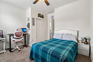 Guild Wy-S1205-022.jpg
