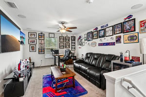 Guild Wy-S1205-024.jpg