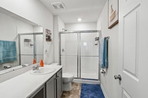Guild Wy-S1205-031.jpg