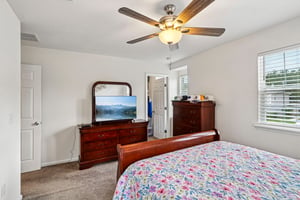Guild Wy-S1205-037.jpg