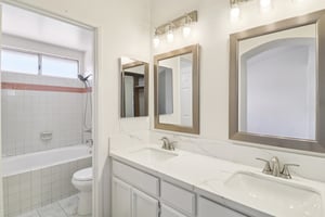 Los Sabalos St-S1508-027.jpg
