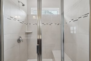 Asher Chase Trl-S0208-038.jpg