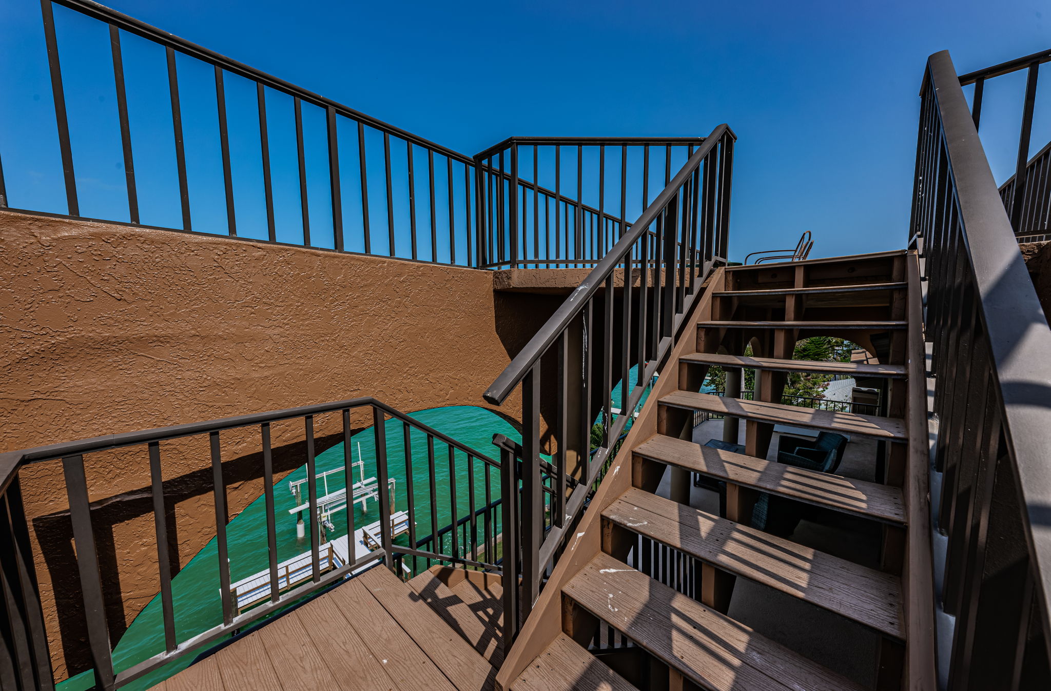 Upper Level Balcony Stairs2