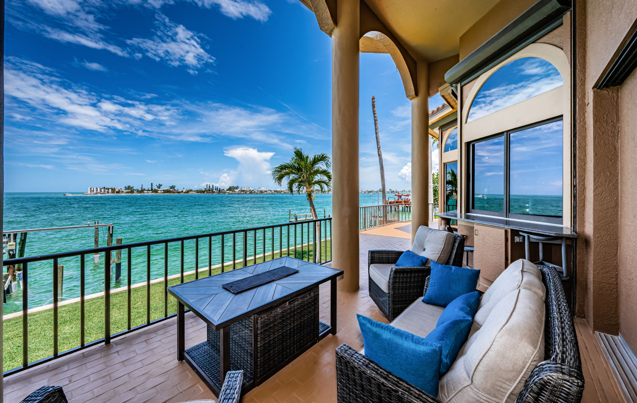 Balcony11