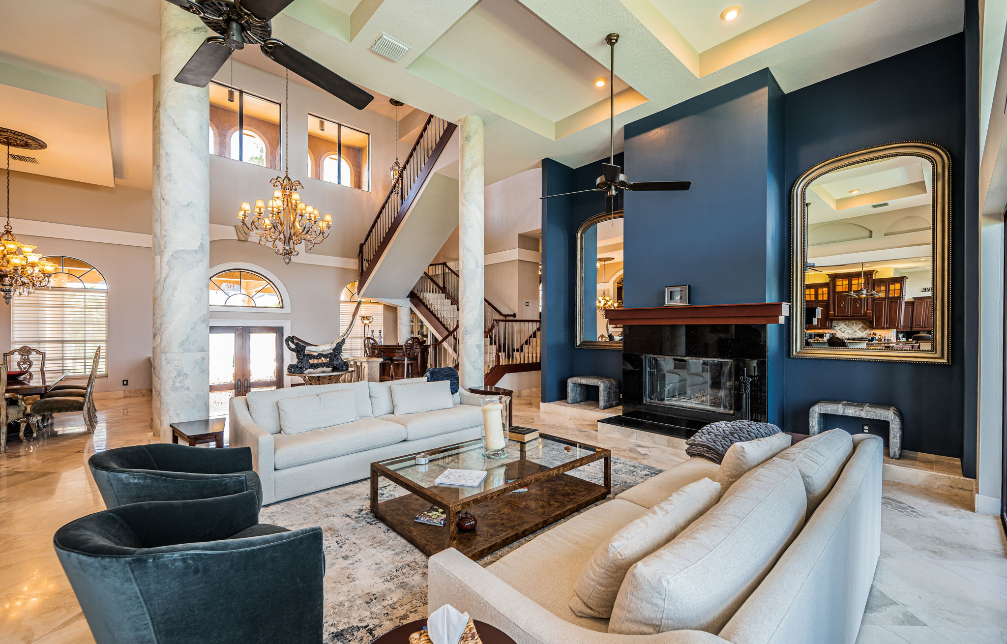 Living Room16