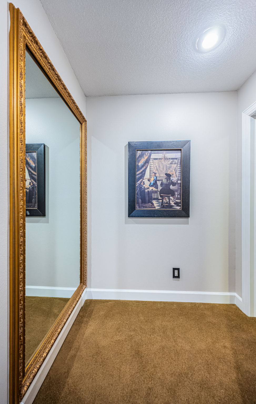 Upper Level Hallway11