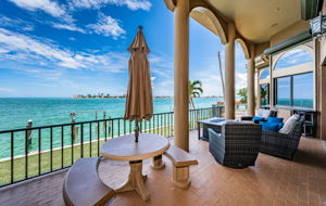 Balcony10