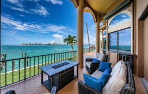 Balcony11