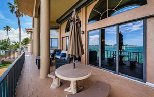 Balcony18