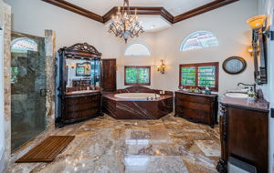 Primary Bathroom10a
