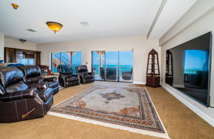 Upper Level Loft12