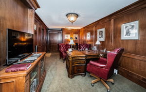 Upper Level Office10b
