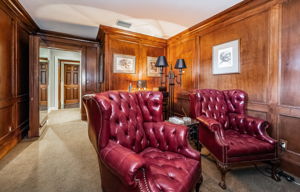 Upper Level Office10c