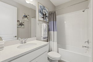  Photo 23