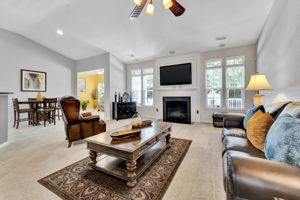 806 Hartscove Ct, Boiling Springs, SC 29316, USA Photo 34