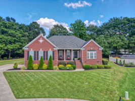 806 Hartscove Ct, Boiling Springs, SC 29316, USA Photo 2