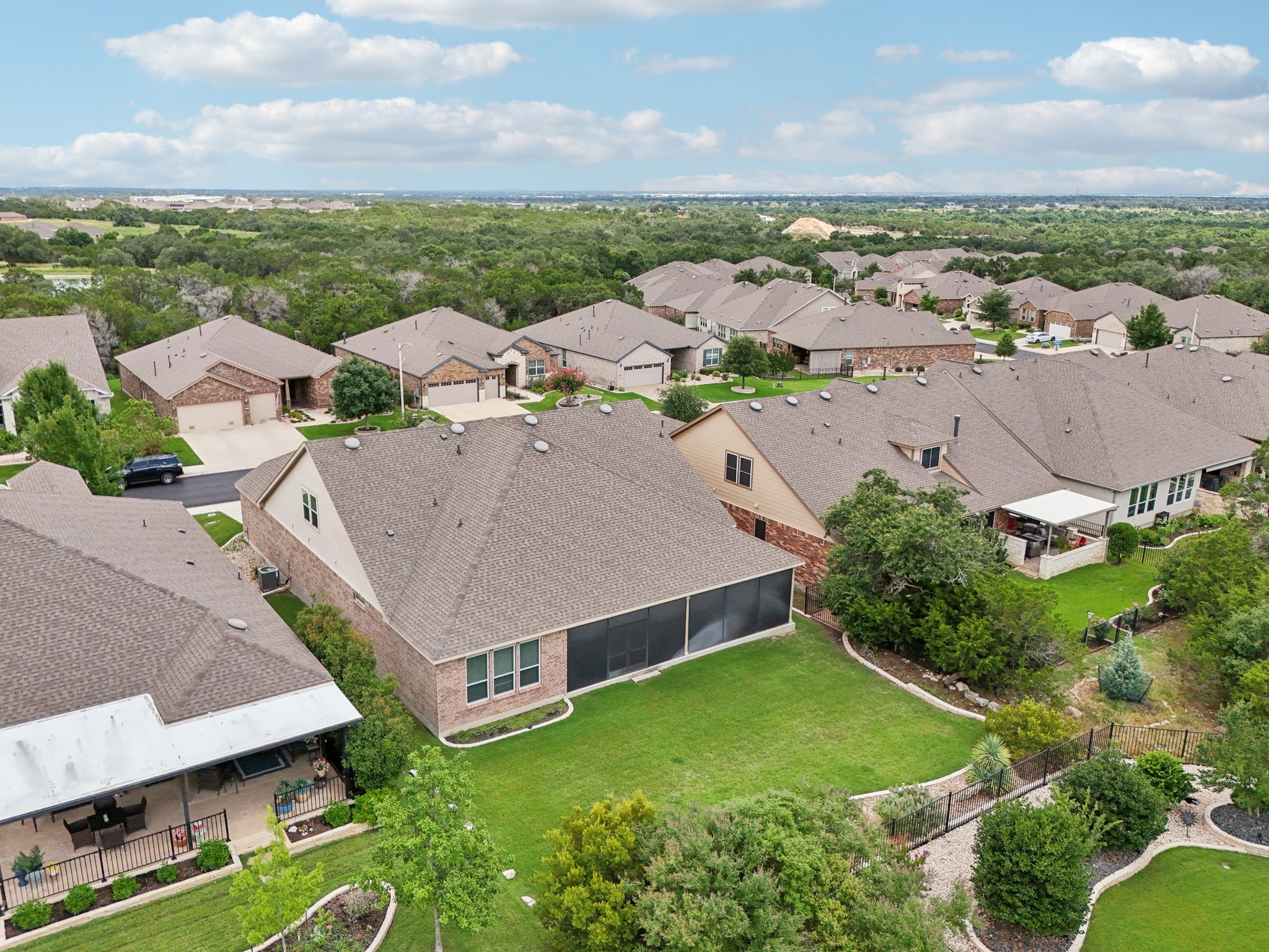 Holiday Creek Ln-1206-040.jpg
