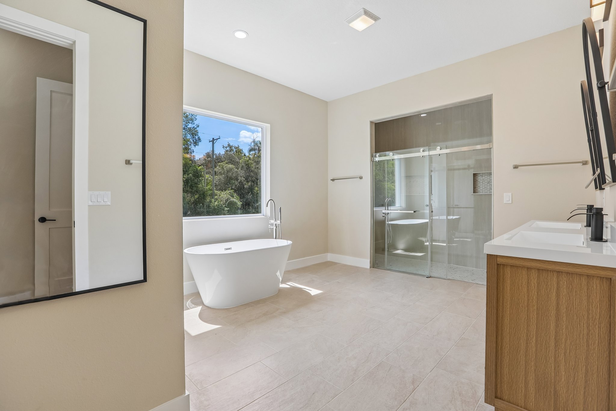 Lamont Pl-S2909-021.jpg