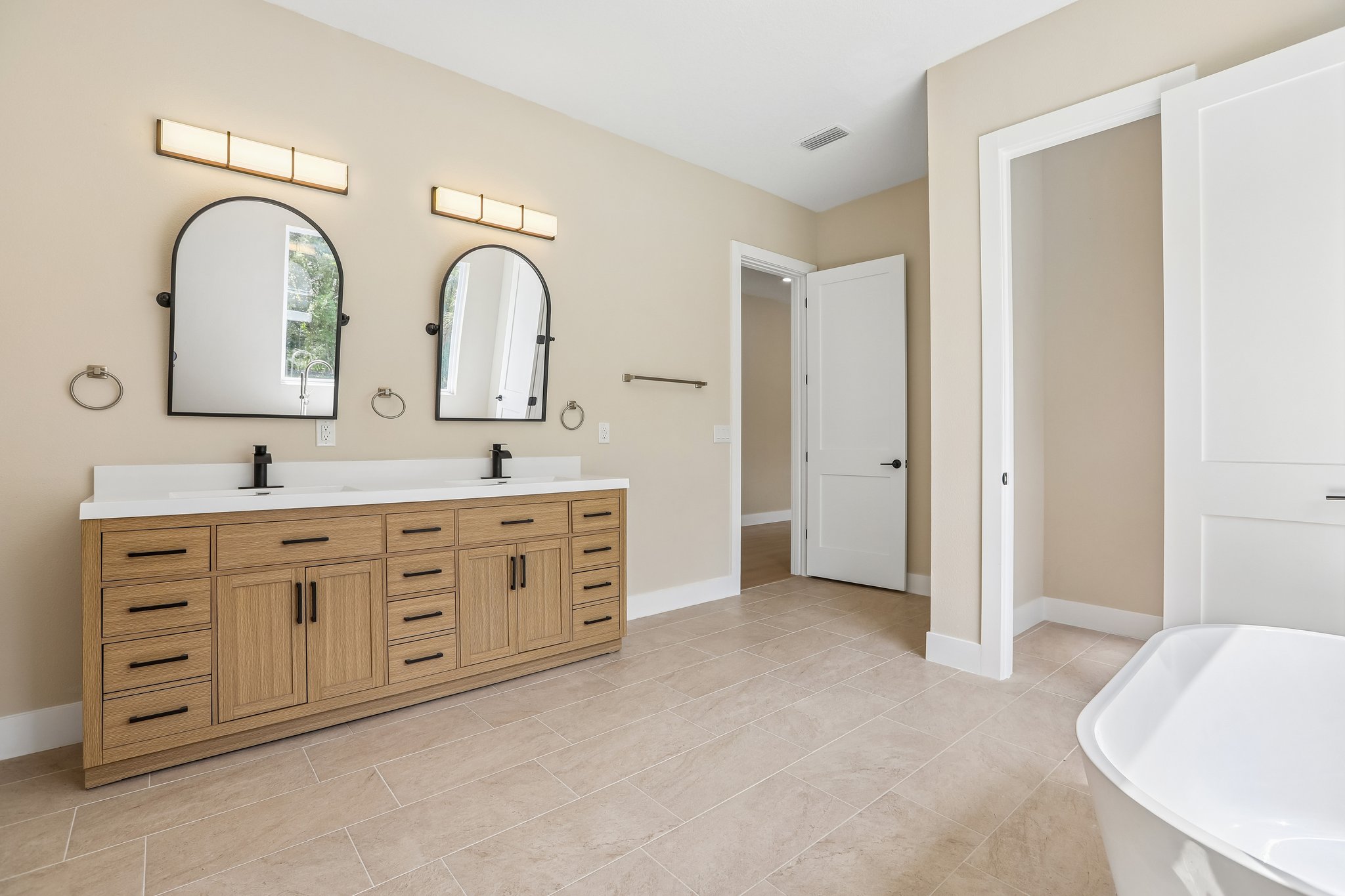 Lamont Pl-S2909-023.jpg