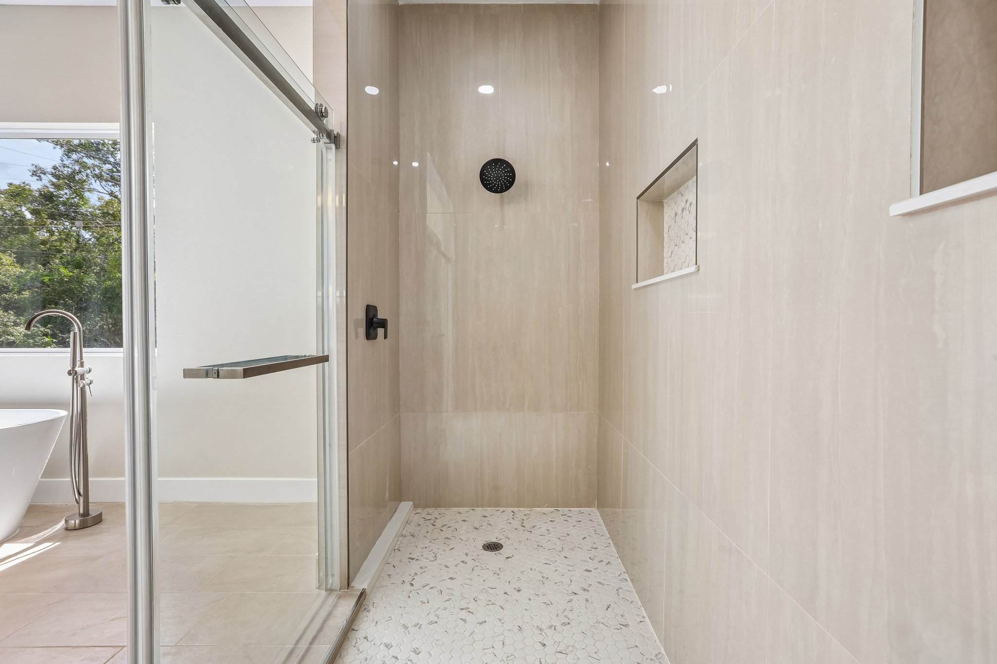 Lamont Pl-S2909-024.jpg