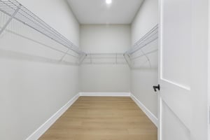 Lamont Pl-S2909-027.jpg