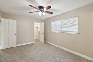 Seacliff Dr-S3007-015.jpg