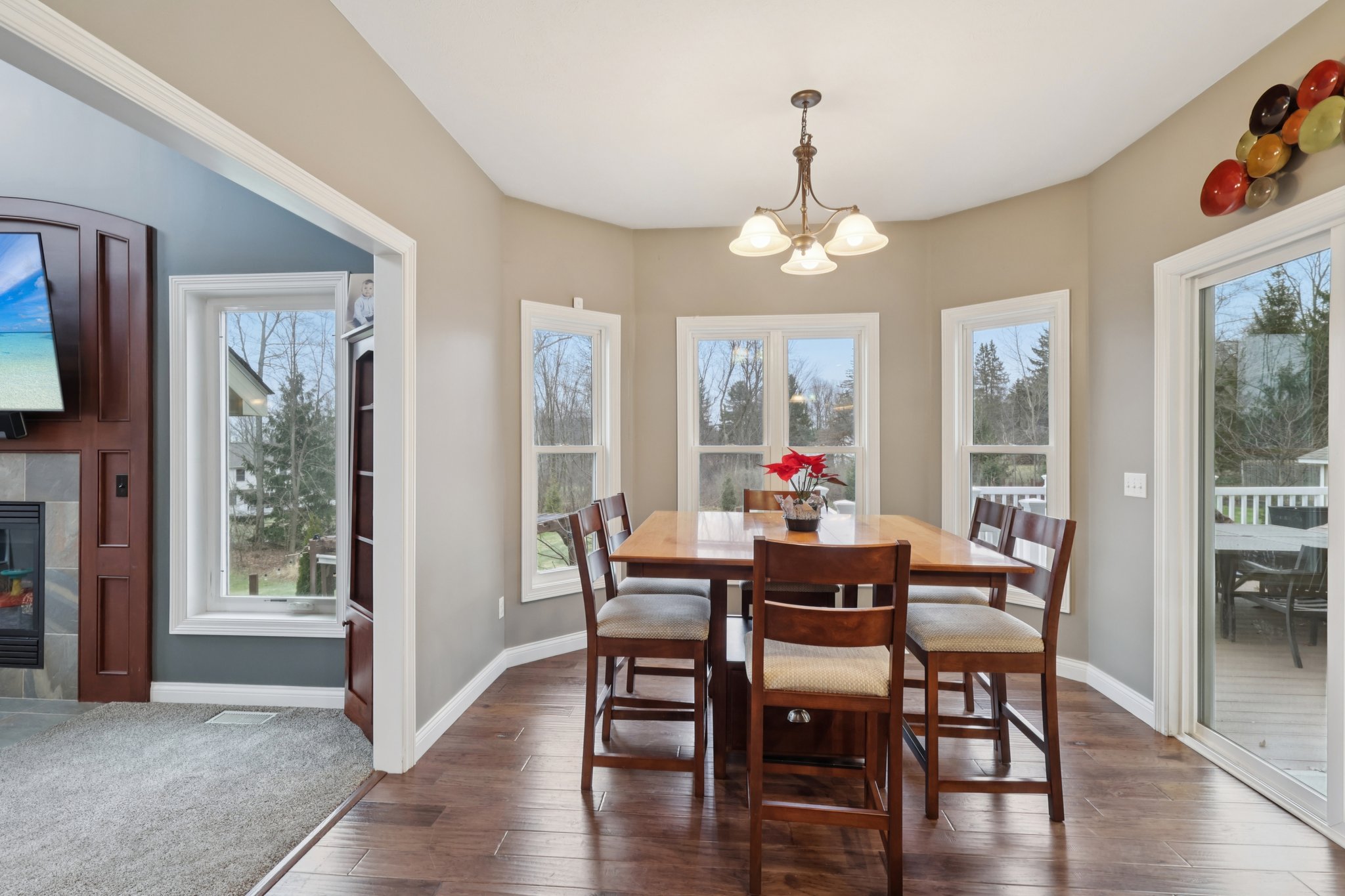 Rainbow Dr-S1101-015.jpg