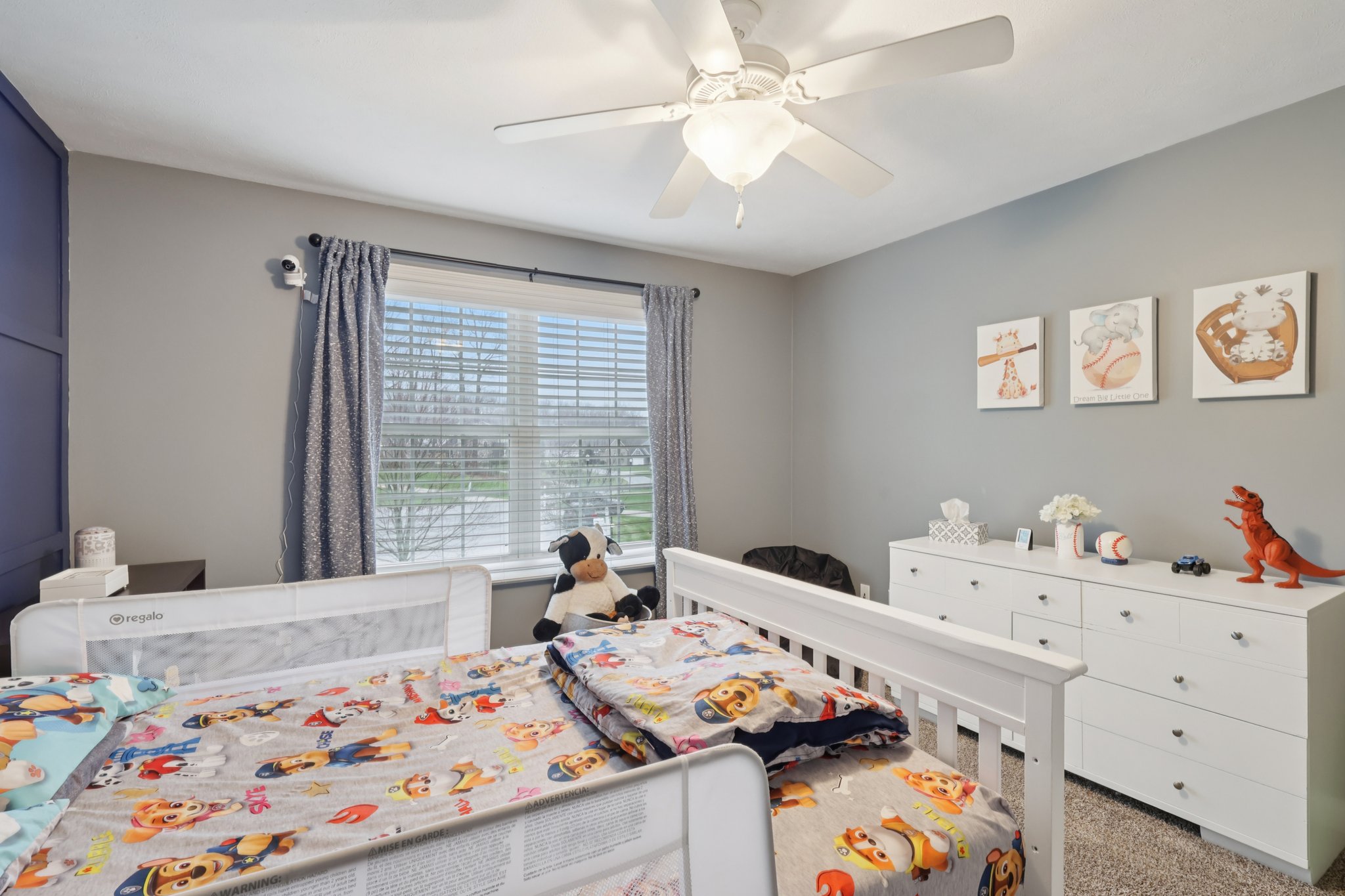 Rainbow Dr-S1101-036.jpg