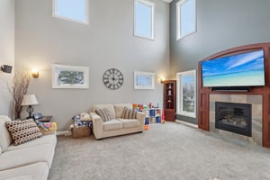 Rainbow Dr-S1101-005.jpg