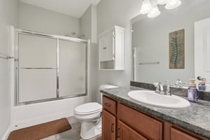 Rainbow Dr-S1101-024.jpg