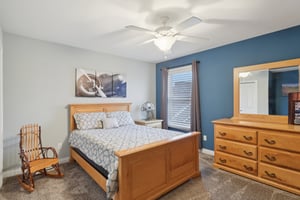 Rainbow Dr-S1101-027.jpg