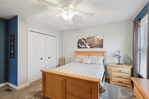 Rainbow Dr-S1101-028.jpg