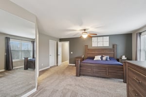 Rainbow Dr-S1101-041.jpg