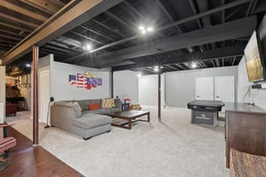 Rainbow Dr-S1101-049.jpg