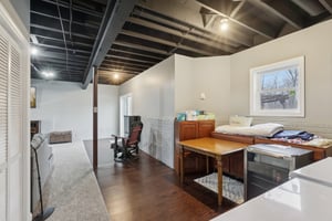 Rainbow Dr-S1101-054.jpg