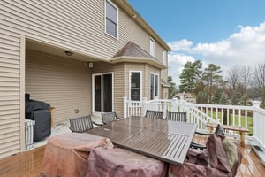 Rainbow Dr-S1101-064.jpg