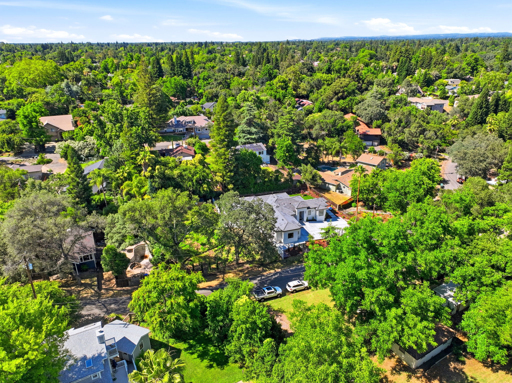 007_F8_AERIAL_8061 Grand Ave