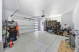 047_F8_8061 Grand Ave