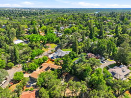 013_F8_AERIAL_8061 Grand Ave
