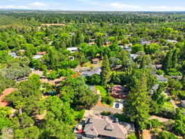 014_F8_AERIAL_8061 Grand Ave