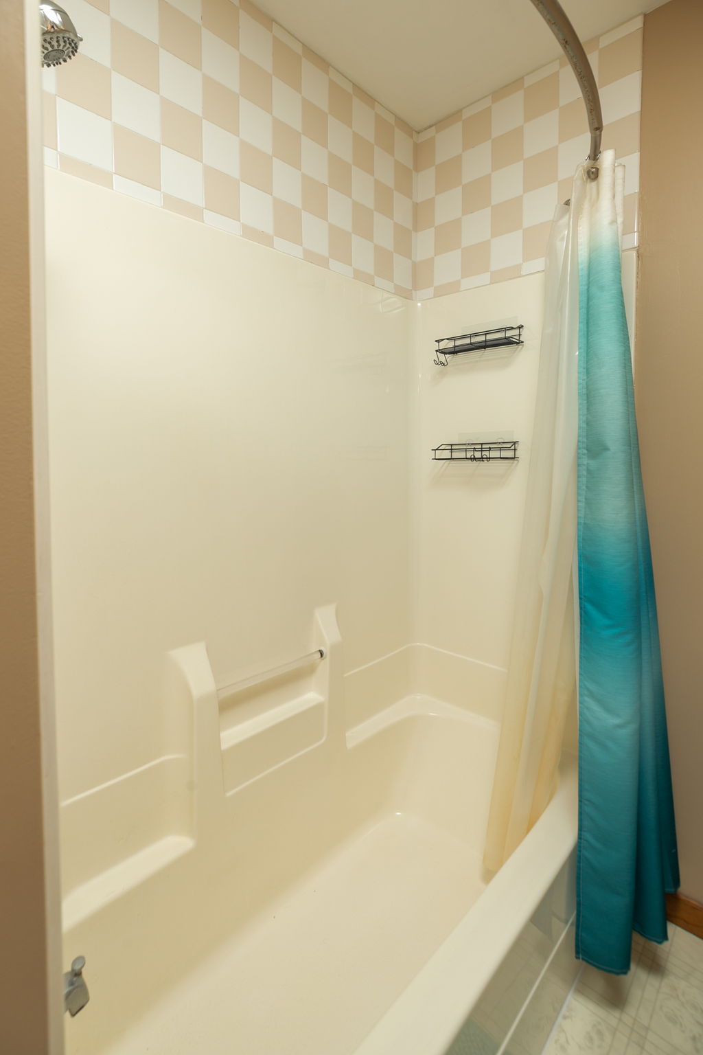 18-Primary Bathroom