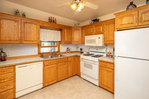 10-Kitchen