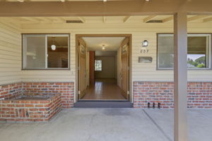 006_f8_807 Cathedral Dr