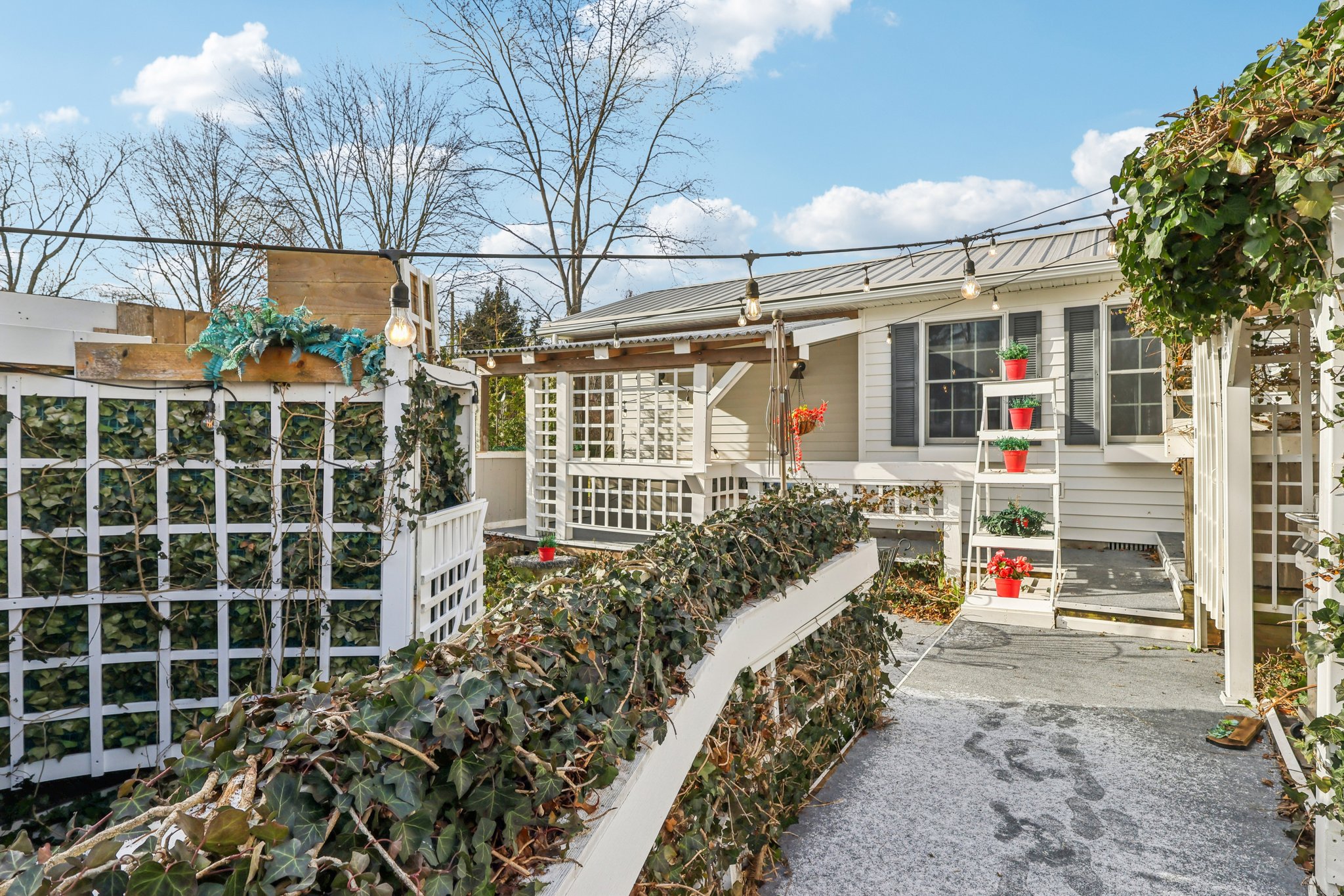 Fairfield School Rd-S0212-071.jpg