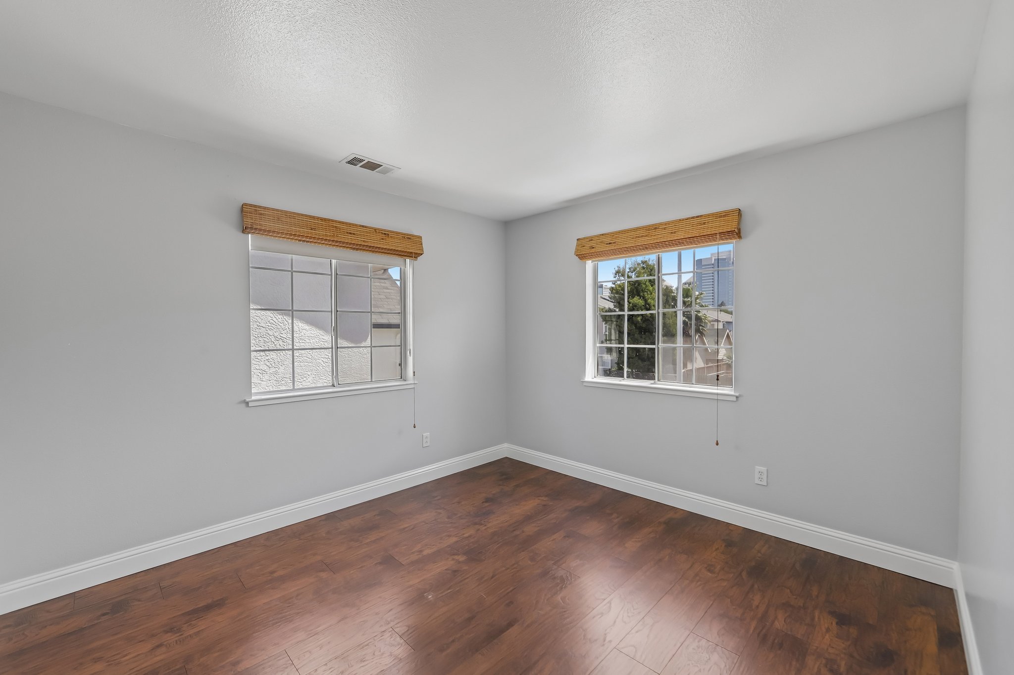 Myrtle St-S2807-019.jpg